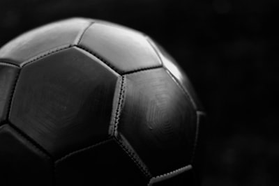 المنتخب السوري لكرة القدم يتحدى الصعاب ويواصل حلم التأهل للمونديال